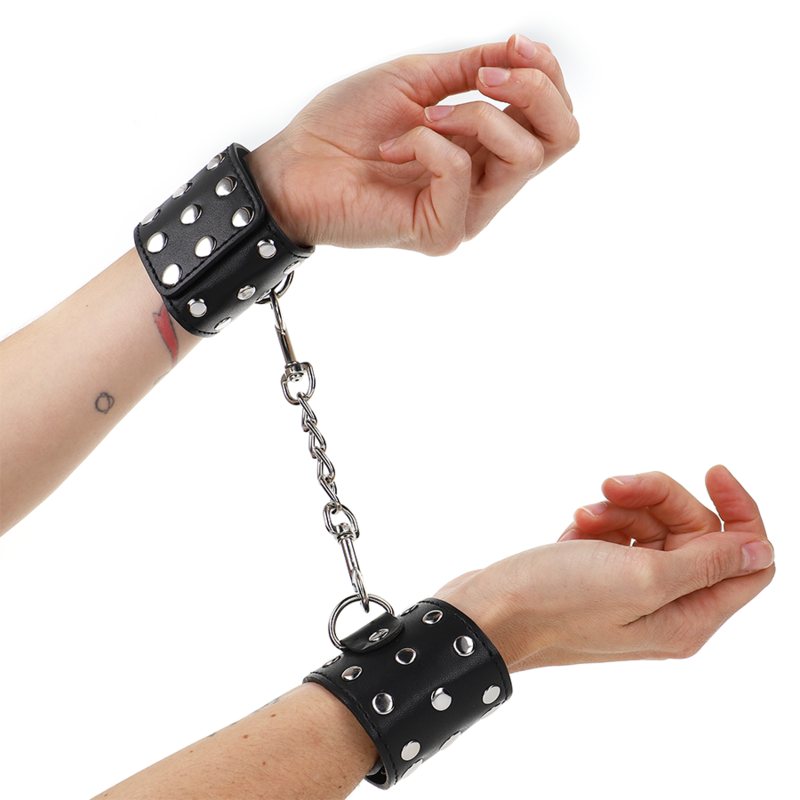 Manette KINK con borchie, nere