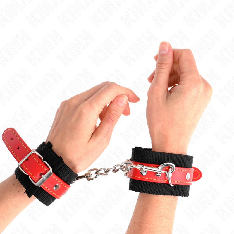 Manette per polsi KINK in nylon con dettagli in similpelle rossa