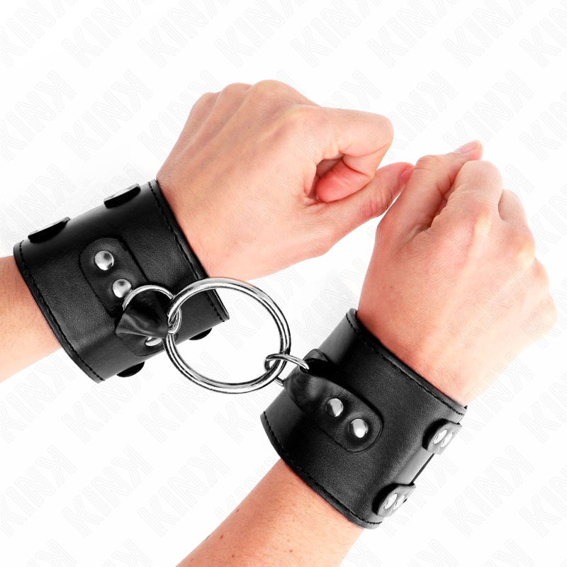 Manette da polso nere KINK regolabili con anello e borchie